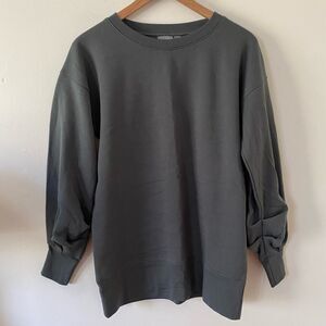 Zella Crew Neck Gray Sweatshirt Size M